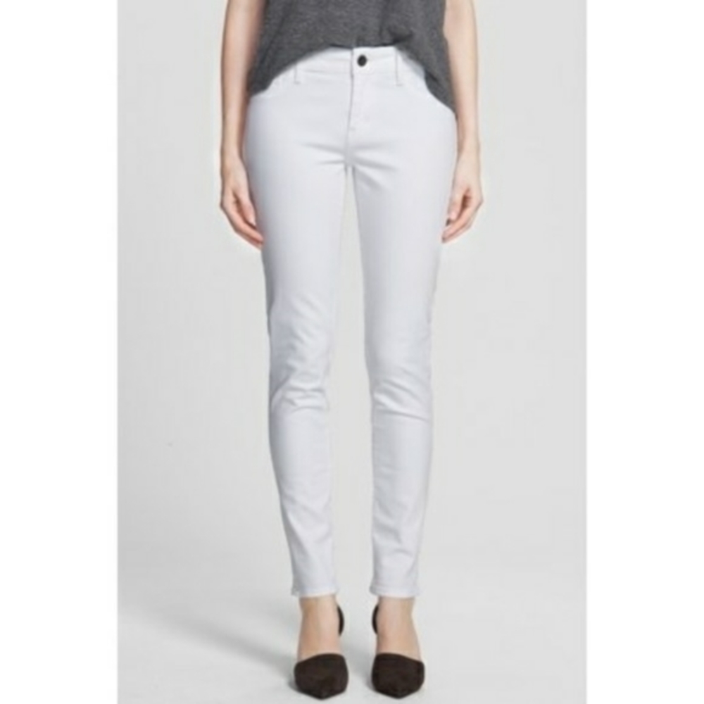 Ladies White Like New Treasure & Bond Mid Rise Slim Fit Denim Sz 26